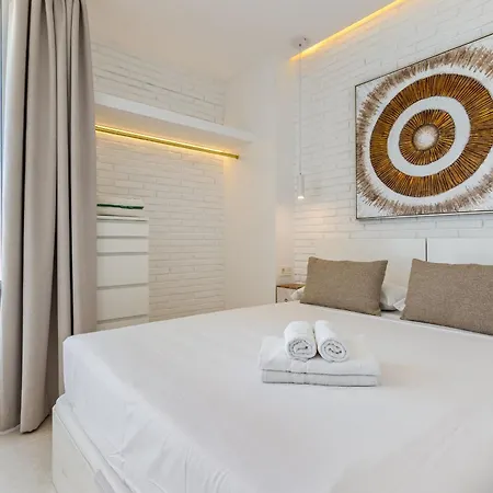 Azure Horizon - Luxury Sea View Apartament