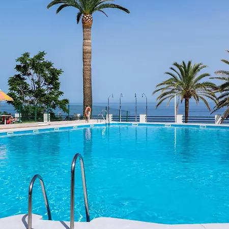 Azure Horizon - Luxury Sea View Torremolinos