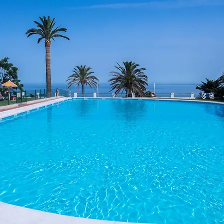 Azure Horizon - Luxury Sea View Apartament Torremolinos